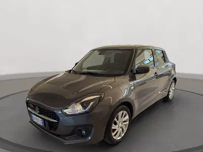 Suzuki Swift 1.2 Hybrid Cool del 2021 usata a Latina
