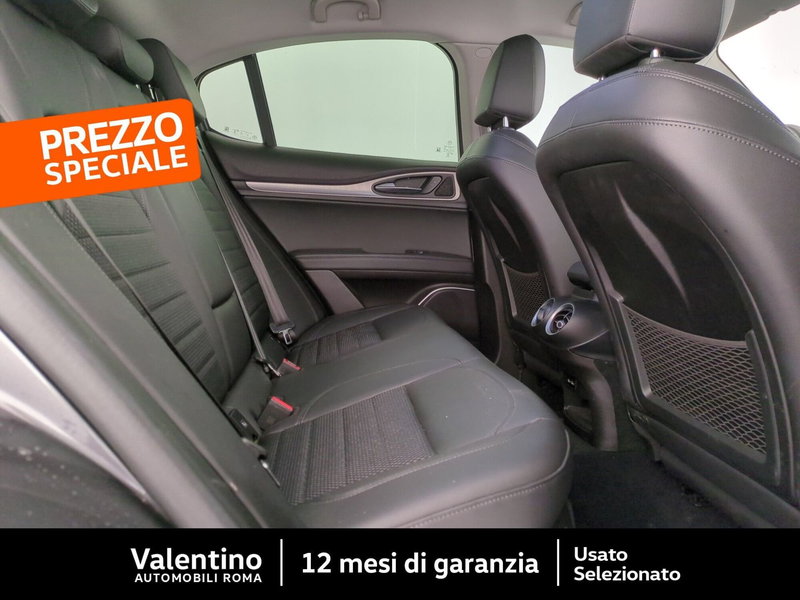 Alfa Romeo Stelvio usata a Roma (12)