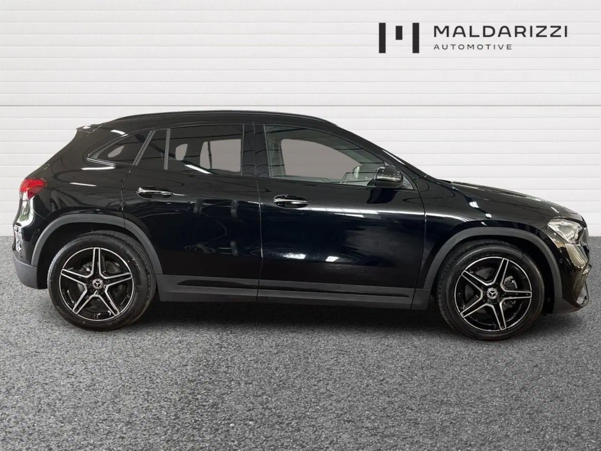 Mercedes-Benz GLA SUV usata a Matera (5)