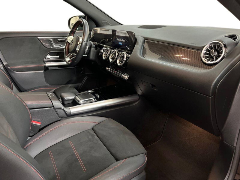 Mercedes-Benz GLA SUV usata a Matera (9)