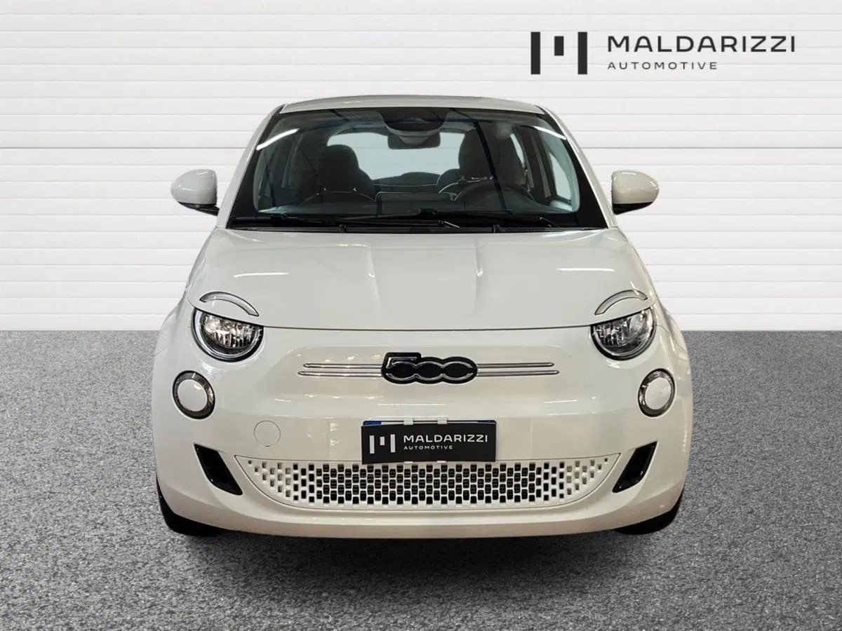 Fiat 500 Cabrio usata a Bari (2)