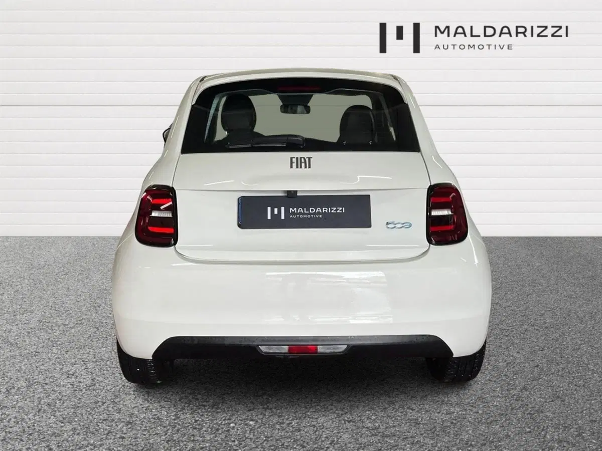 Fiat 500 Cabrio usata a Bari (3)