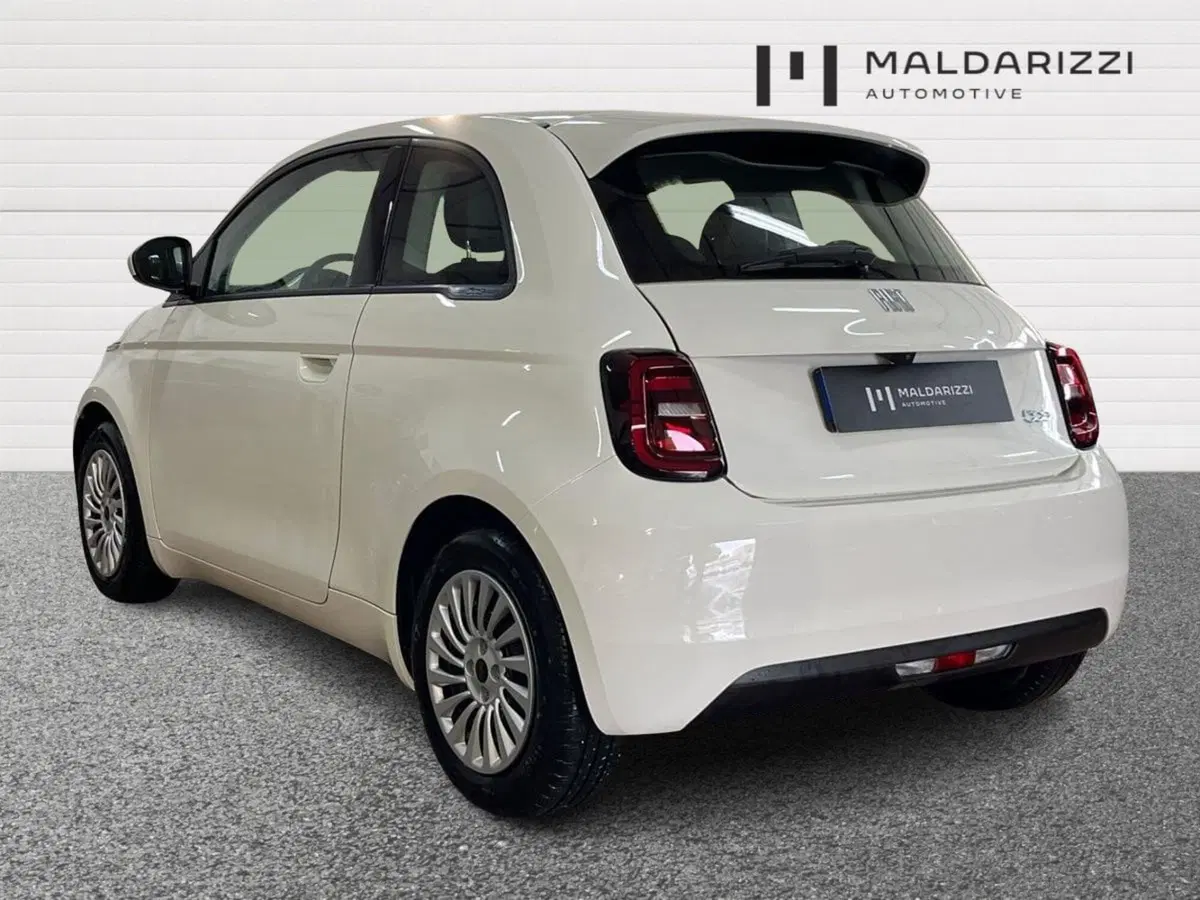 Fiat 500 Cabrio usata a Bari (4)