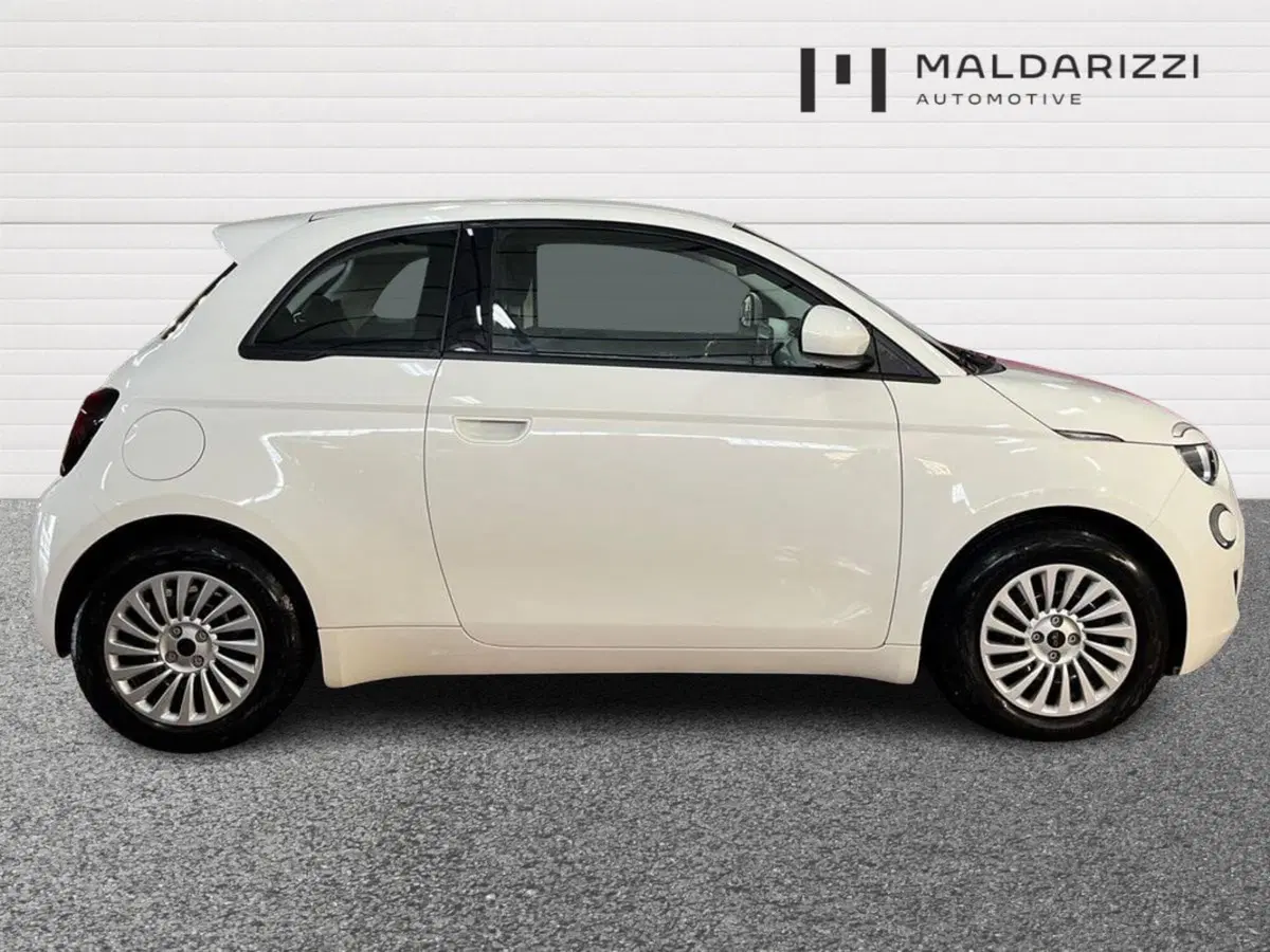 Fiat 500 Cabrio usata a Bari (5)