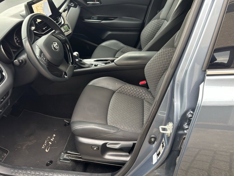 Toyota Toyota C-HR usata a Ferrara (10)