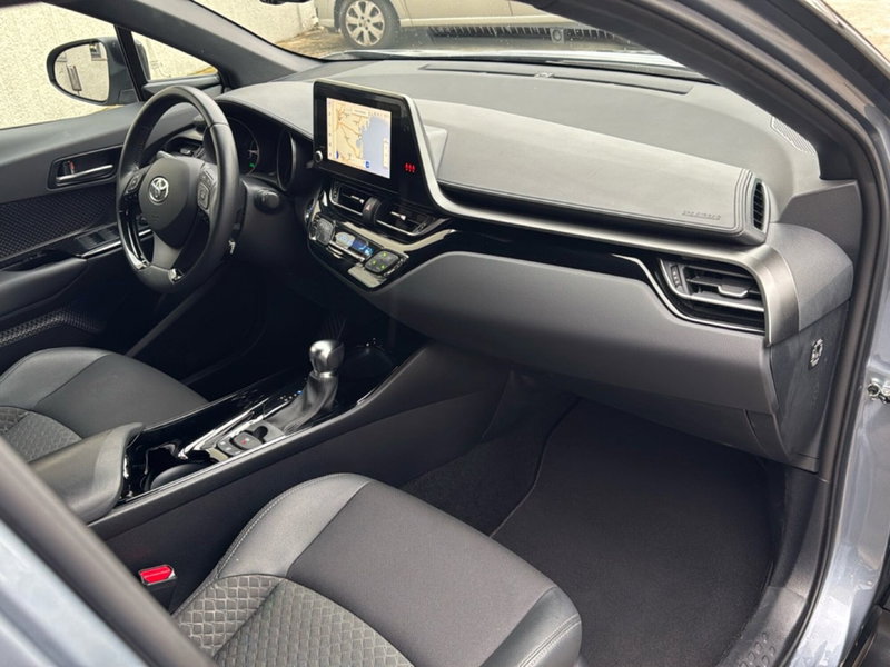 Toyota Toyota C-HR usata a Ferrara (11)