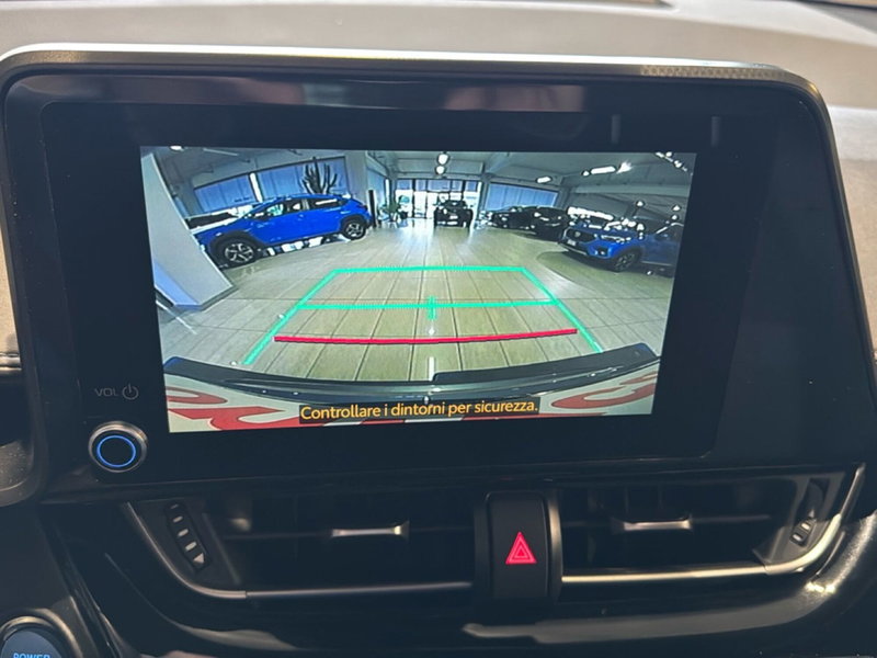 Toyota Toyota C-HR usata a Ferrara (16)