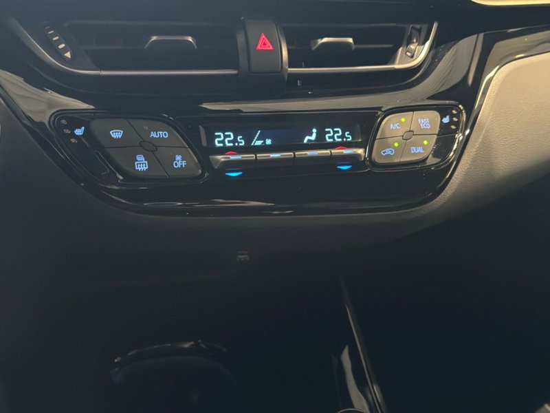 Toyota Toyota C-HR usata a Ferrara (17)