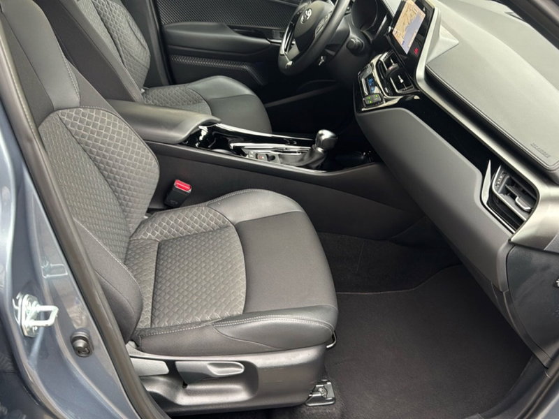 Toyota Toyota C-HR usata a Ferrara (8)