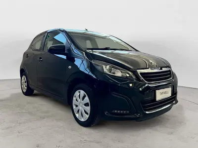 Peugeot 108 72 5 porte Active del 2021 usata a Monopoli