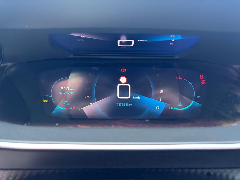 Peugeot 2008 usata a Pescara (9)