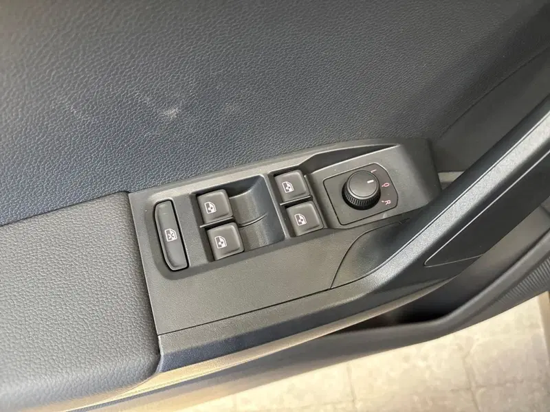 SEAT Arona nuova a Pescara (12)