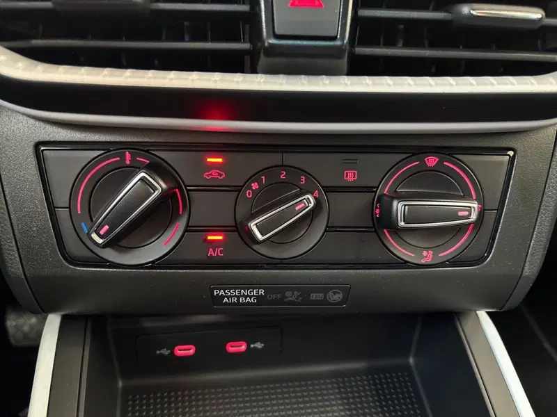 SEAT Arona nuova a Pescara (14)