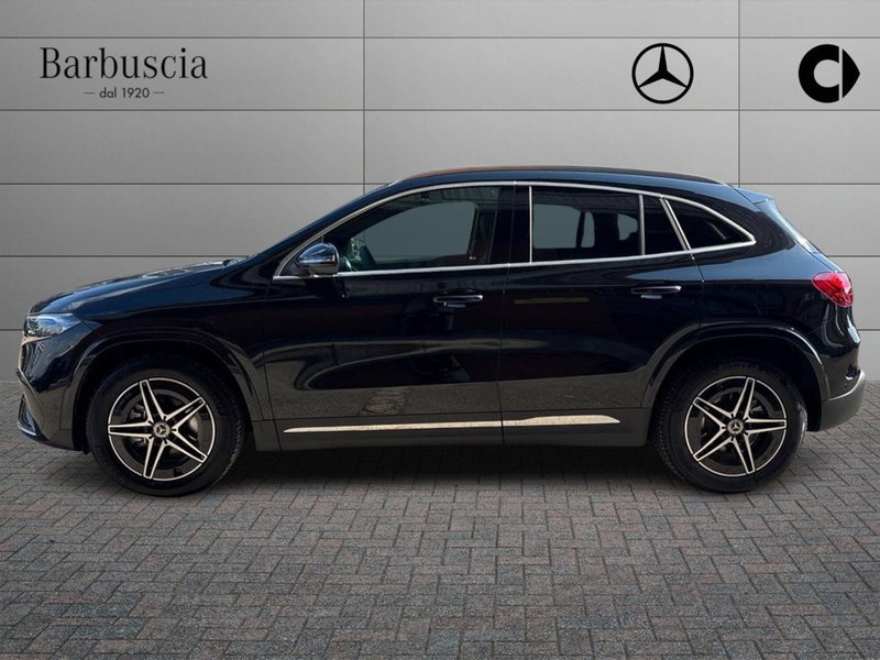 Mercedes-Benz EQA nuova a Pescara (5)
