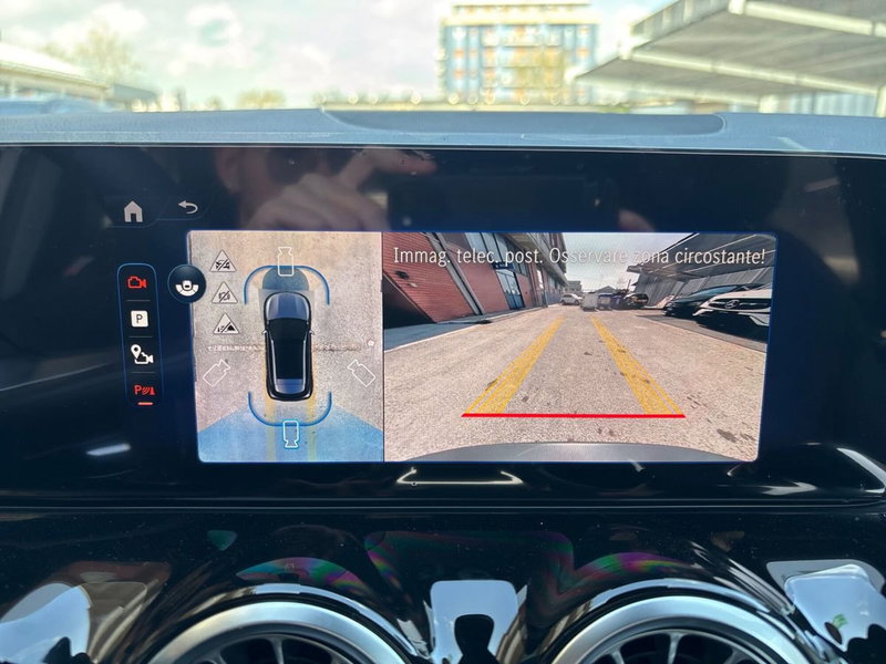 Mercedes-Benz EQA nuova a Pescara (9)