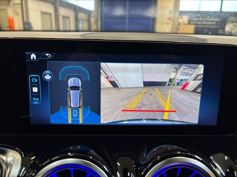 Mercedes-Benz GLB nuova a Pescara (10)