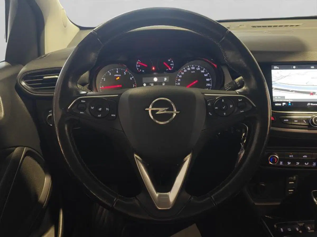Opel Crossland usata a Genova (14)