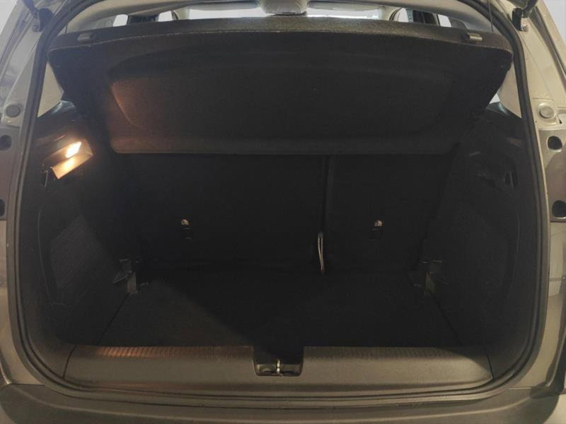 Opel Crossland usata a Genova (17)
