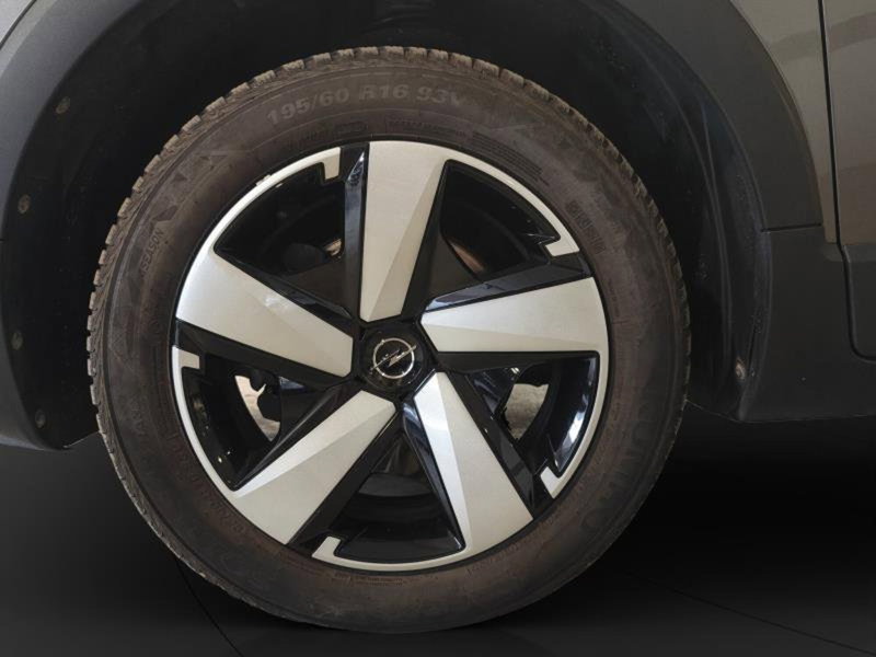 Opel Crossland usata a Genova (18)