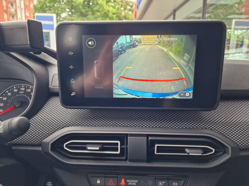 Dacia Sandero usata a Milano (11)