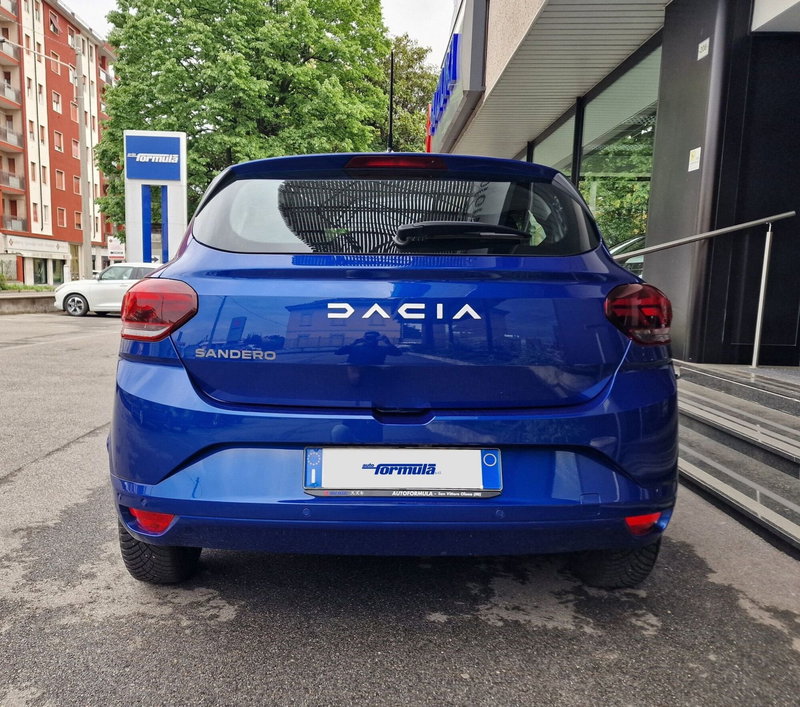 Dacia Sandero usata a Milano (4)