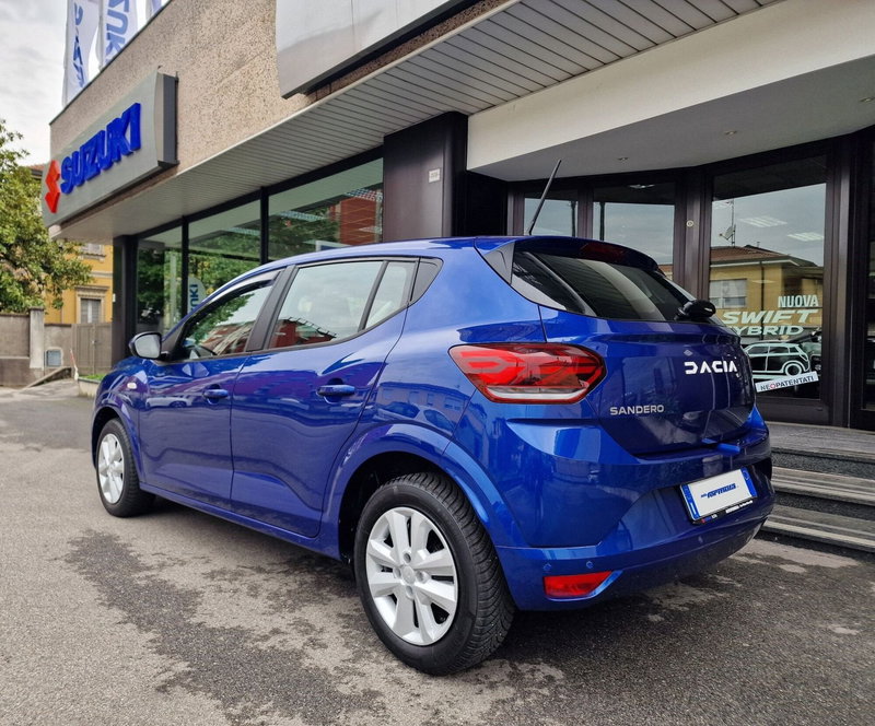 Dacia Sandero usata a Milano (5)