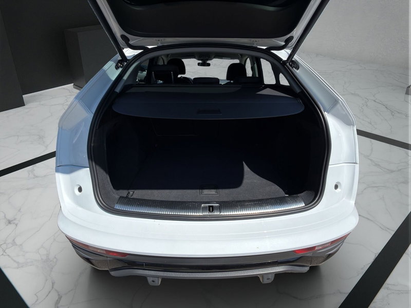 Audi Q4 Sportback usata a Cosenza (20)