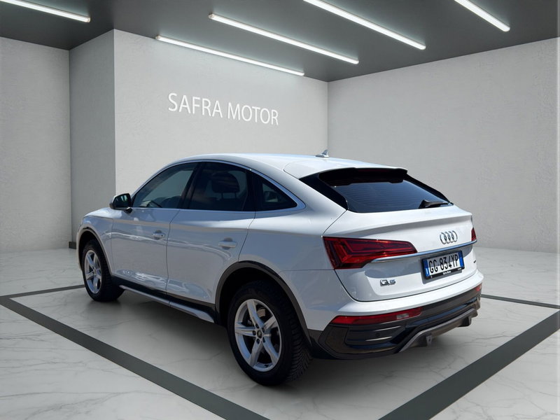 Audi Q4 Sportback usata a Cosenza (4)
