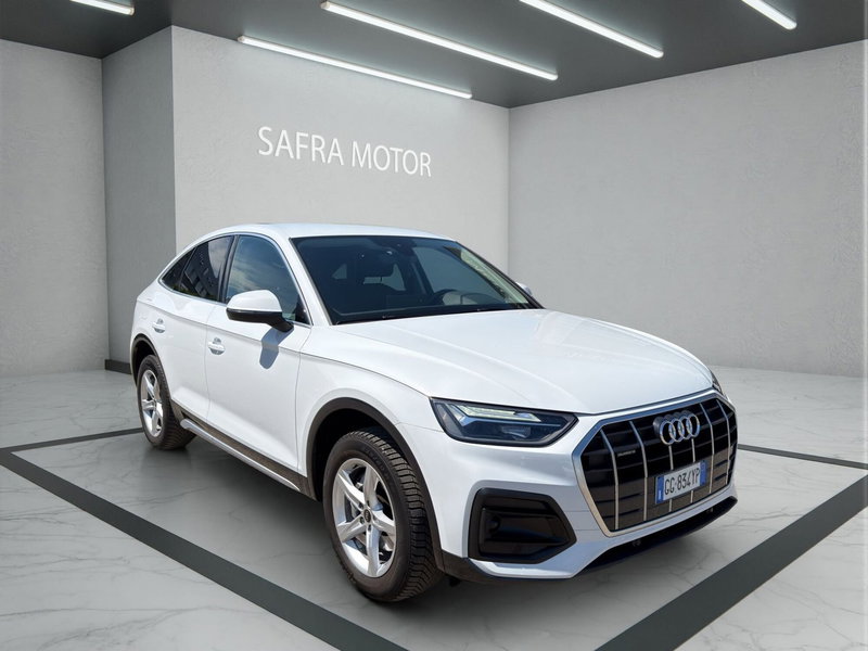 Audi Q4 Sportback usata a Cosenza (8)