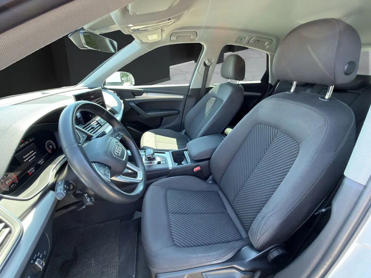 Audi Q4 Sportback usata a Cosenza (9)
