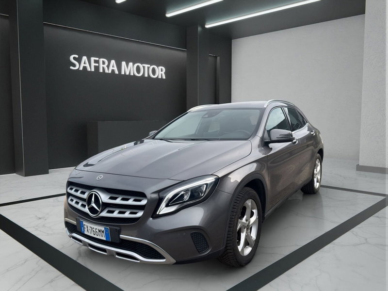 Mercedes-Benz GLA SUV usata a Cosenza