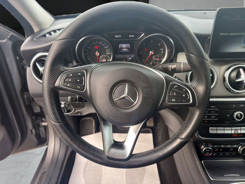 Mercedes-Benz GLA SUV usata a Cosenza (10)