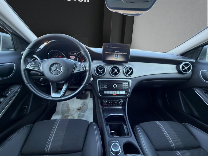 Mercedes-Benz GLA SUV usata a Cosenza (14)