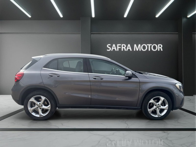 Mercedes-Benz GLA SUV usata a Cosenza (7)