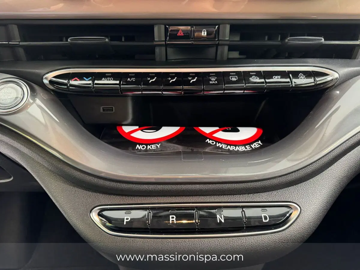 Fiat 500 Cabrio nuova a Milano (12)