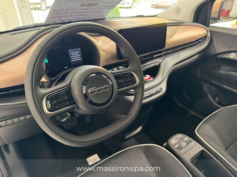 Fiat 500 Cabrio nuova a Milano (8)