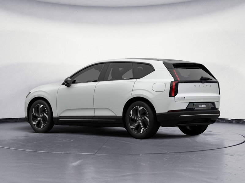 Volvo EX60 nuova a Como (3)