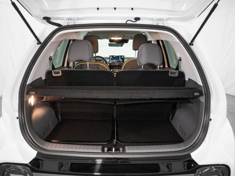 Hyundai Inster nuova a Macerata (10)