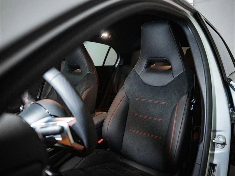 Mercedes-Benz Classe A Sedan nuova a Ancona (18)