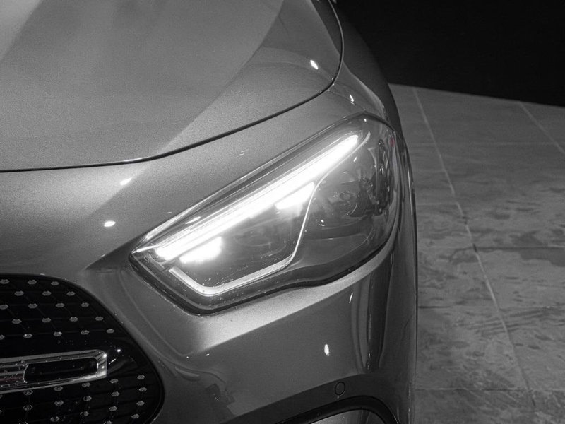 Mercedes-Benz GLA SUV nuova a Ancona (6)