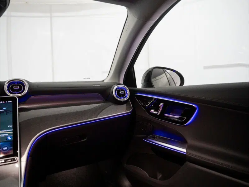 Mercedes-Benz GLC SUV nuova a Macerata (20)