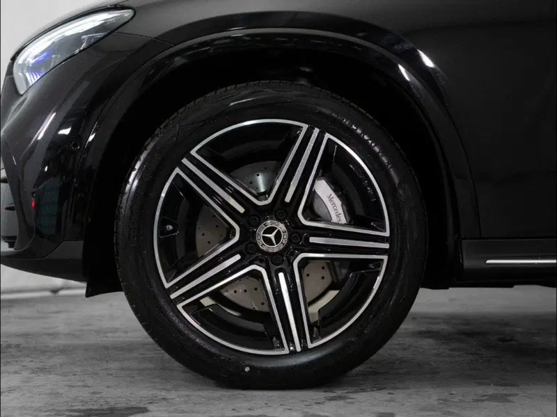 Mercedes-Benz GLC SUV nuova a Macerata (7)