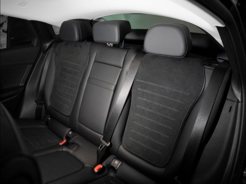 Mercedes-Benz GLC SUV nuova a Macerata (12)