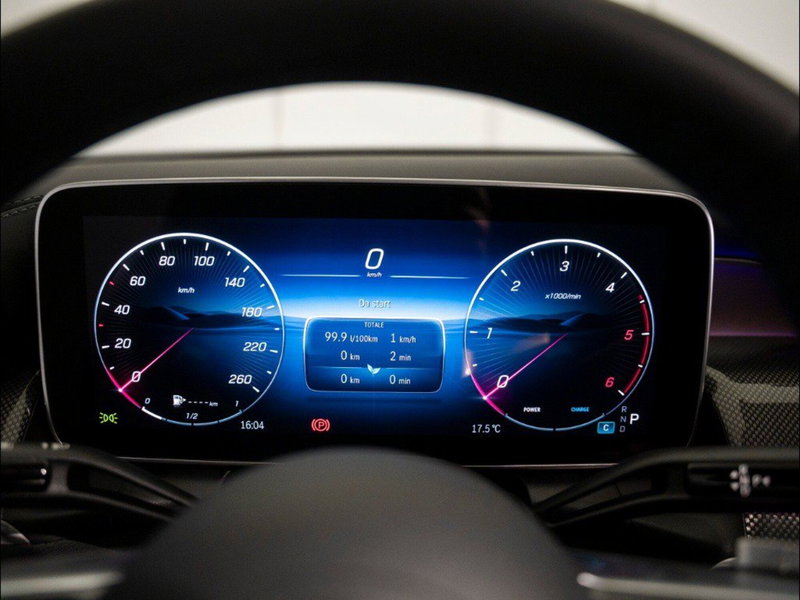 Mercedes-Benz GLC SUV nuova a Macerata (15)