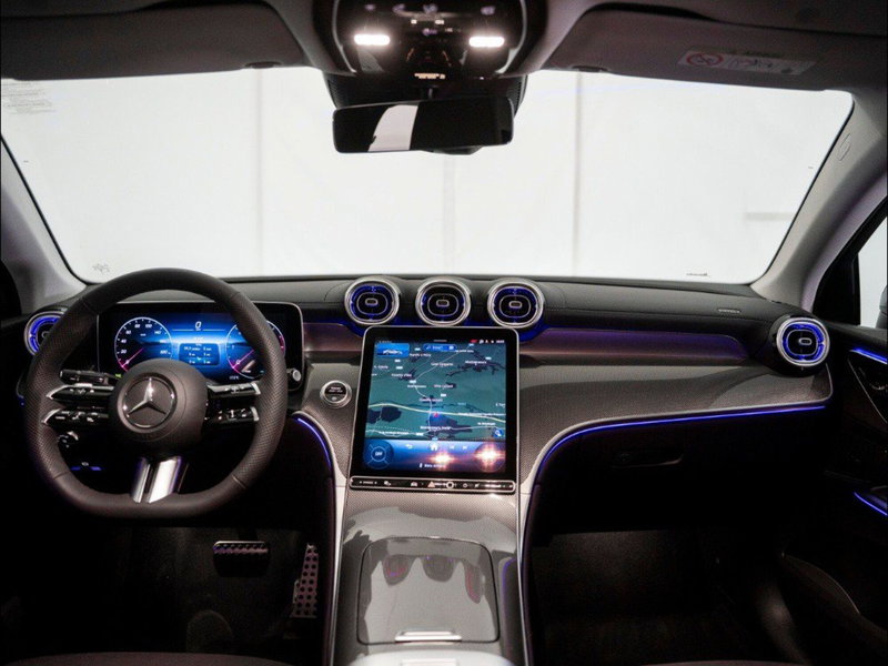 Mercedes-Benz GLC SUV nuova a Macerata (18)