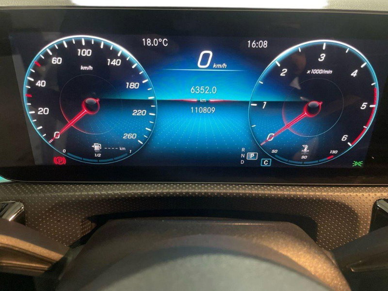 Mercedes-Benz CLA Shooting Brake usata a Macerata (9)