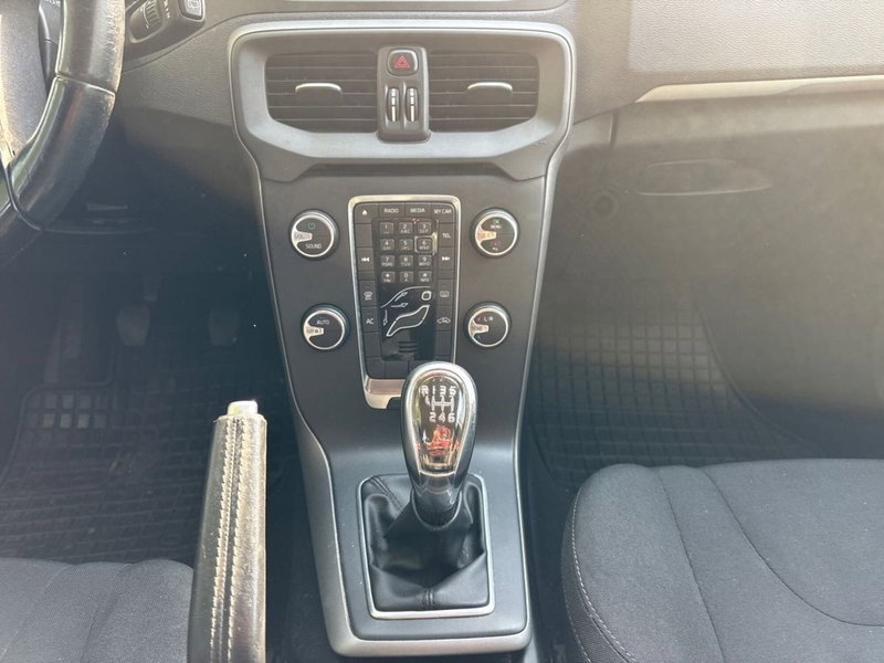 Volvo V40 usata a Torino (7)