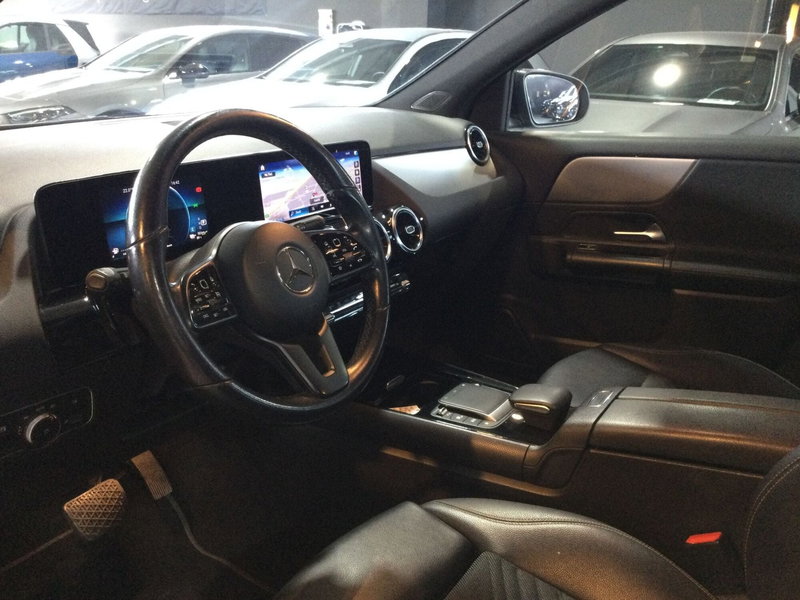 Mercedes-Benz GLA SUV usata a Caserta (10)