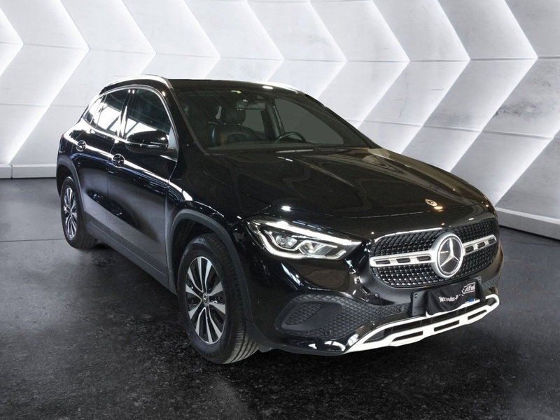 Mercedes-Benz GLA SUV usata a Caserta (3)