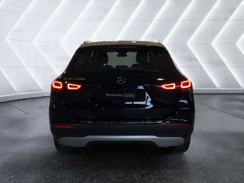 Mercedes-Benz GLA SUV usata a Caserta (6)